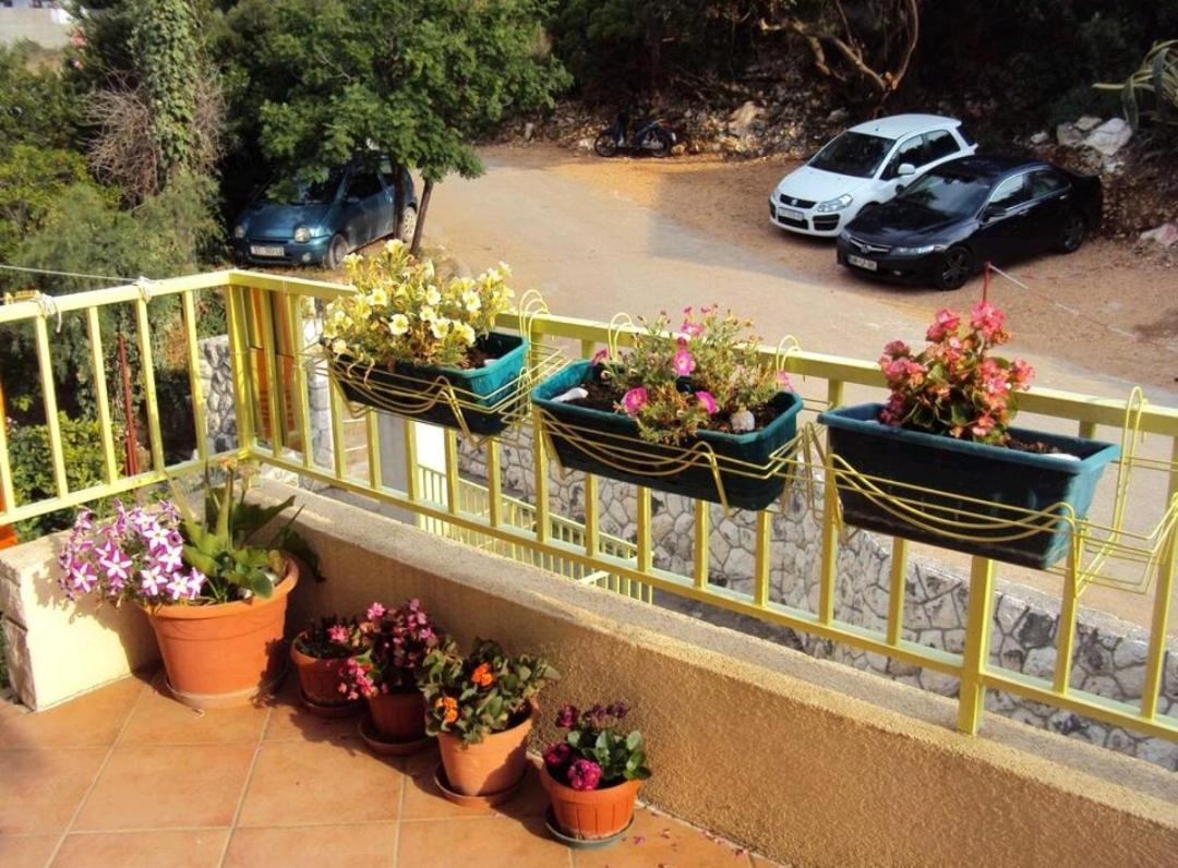 Apartments Green & Orange Hvar Town Exterior photo