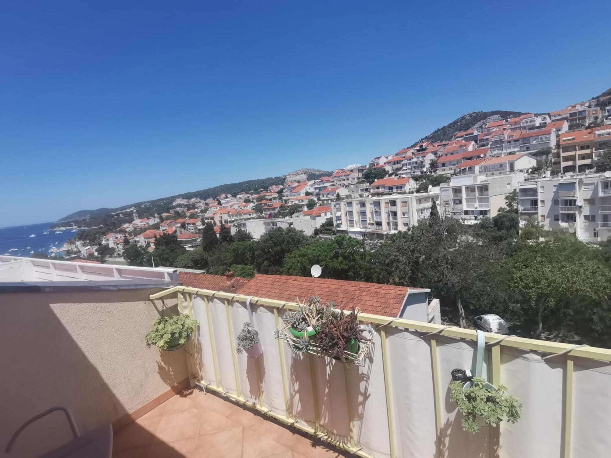 Apartments Green & Orange Hvar Town Exterior photo