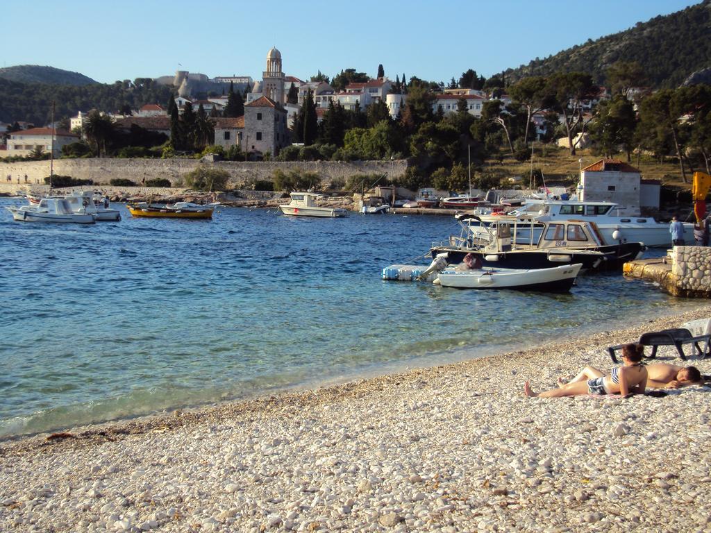 Apartments Green & Orange Hvar Town Exterior photo